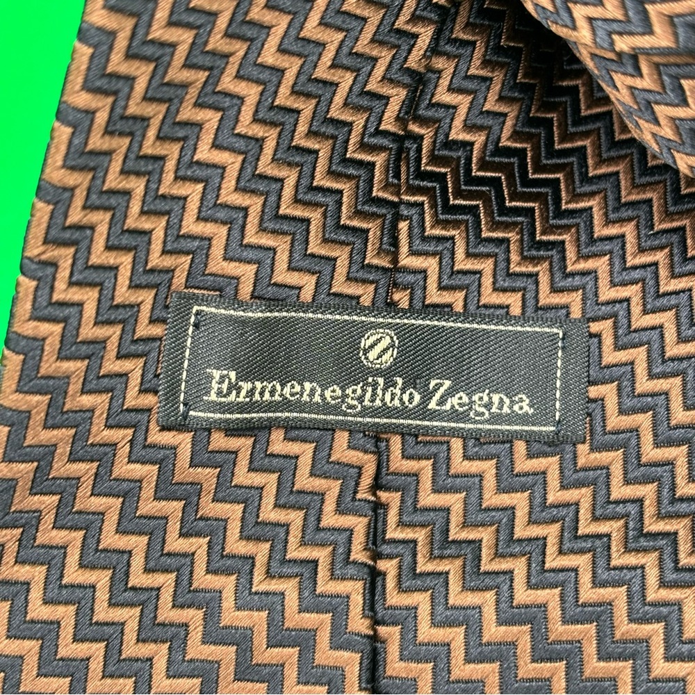 Ermenegildo Zegna Tie Brown Zig-Zag Geometric Striped Necktie Silk Made In Italy